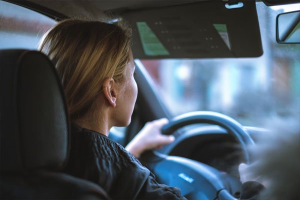 Ventajas de Alquilar un Auto para Viajes de Empresa