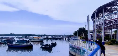 Puerto Pizarro - alquiler de autos